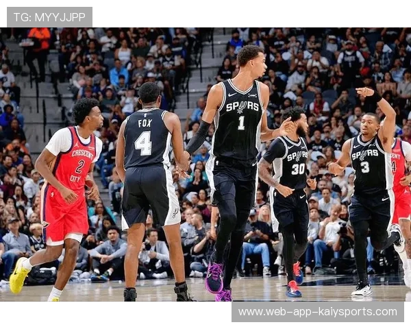 福克斯半场15分轰懵鹈鹕！状态比预期还猛，莺哥34+6+7福克斯43分 国王不敌鹈