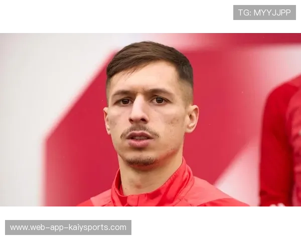 萨拉戈萨租借加盟罗马,24岁西班牙前锋寻求在奥林匹克球场重拾状态 萨拉戈萨租借加盟罗马,24岁西班牙前锋寻求在奥林匹克球场重拾状态